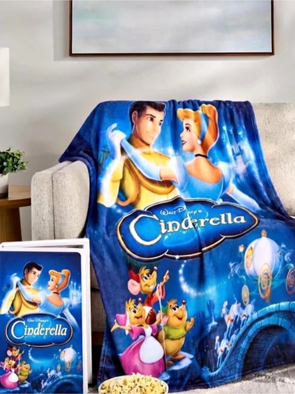 Disney Cinderella Throw Blanket Blue & Pink New sealed